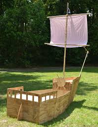 Kinder Spielplatz Piraten Flagge Basteln Sandkasten Piratenschiff Selberbauen Diy Sandbox Piratesh Piratenschiff Piraten Schiff Sandkasten Piratenschiff