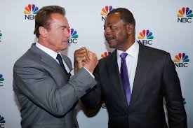 Most epic handshake ever! #ArnoldSchwarzenegger #CarlWeathers #Predator