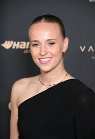 Daphne at the Balloon d'Or awards Шнан» ۸ ۷۸