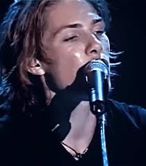 Taylor Hanson Bloom