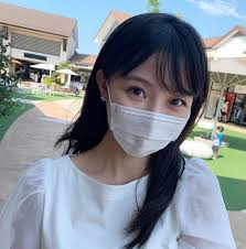 渡邊渚 フジテレビアナウンサー watanabenagisa のinstagramアカウント 今年の夏は マスクとの戦いでした 元々日光 アレルギーだったこともあって肌が弱く マスクで擦れて顔がボロボロになった時期もありました マスク 可愛い 渡邊 マスク 女