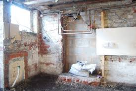 The solution is mixed with water and can then be applied either by spray or trowel. How To Damp Proof A Cellar Floor