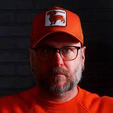 David Picciuto's Instagram, Twitter & Facebook