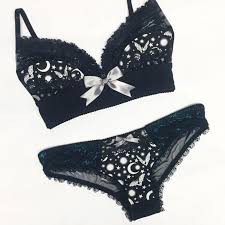 Pin On Bra And Underwear Sets