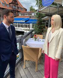 Er wird den golfplatz nicht wie geplant finanzieren. Rote Rosen Wie Passend Amelie Versucht David Facebook