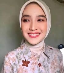 Karina turuti ke mauan Akira asal jangn ke mirsa Semua di suruh nari  Pramana kaget