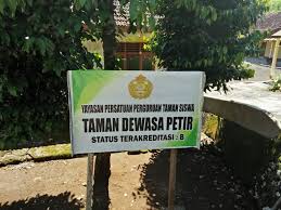 Guru cantik 20 tahun muridnya 30 tahun kasian gurunya. Taman Dewasa Petir Kini Website Petir