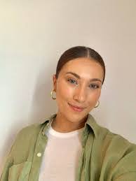 Diane Turowski's Instagram, Facebook & TikTok