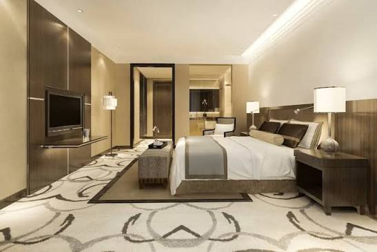 Smart Hotels: The Technologies and Trends Redefining Guest Experiences - ScreenCloud