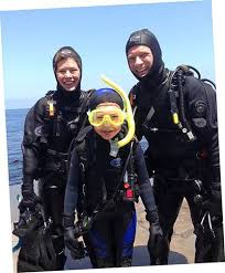 Small Wonders Introducing Kids To The Underwater World Scuba Diving News Gear Education Dive Training Magazine