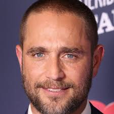 Falco · Season 1 Episode 13 · Episode 13