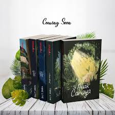 Di novel sekuel ini bujang dikisahkan mulai mengetahui masa lalu keluarganya. Republika Penerbit No Twitter Coming Soon Si Anak Cahaya Karya Tere Liye Ada Yang Tau Siapa Tokoh Utama Dalam Novel Si Anak Cahaya Nantikan Segera Terbit Bukubarurepublika Noveltereliye Tampilanbaruserialanakmamak Tereliye Bestseller