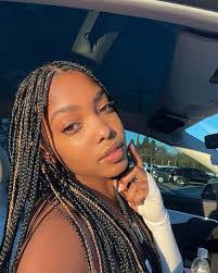 Gabrielle Morrison's Instagram, Twitter & Facebook