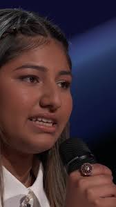 Chrisdeo shows us what determination sounds like with her emotional  performance of #IWontGiveUp by #JasonMraz. 🎶✨ #TheVoice