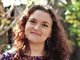 Woman Took Psychedelic Mushrooms to Accept Her Bisexuality