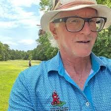 Robert Fiveash's Instagram, Twitter & Facebook