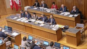 Alain miserez a été élu en remplacement de mme isabelle harsch. Valais Il N Y Aura Pas Deux Conseillers D Etat Dans Le