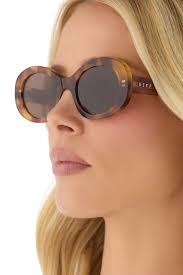 Lainey Oval Brown Fleur Sunglasses