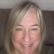 I am a complete novice to this craft. What do people suggest I try first  please?