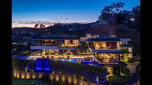 It is basically a residential area that is located in the central area of los angeles that off by sandra faleris published jan 31, 2015 hollywood hills has been home to many famous stars since the golden years of the motion picture industry. 8408 Hillside Avenue Hollywood Hills Youtube
