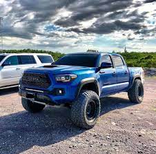 If there weren't so many options with different offsets for the tacoma's i would've good wheels. Big Blue Tacomatrd2018 Tucking Method Race Wheels Facebook