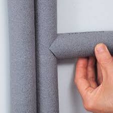 Tutoriel Comment Calorifuger Les Conduits D Eau Tuyau Plomberie Plomberie Astuce Bricolage
