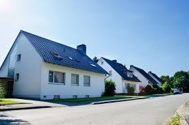 Es hat 95 m2 und 4 zimmer. Einfamilienhaus Mieten Hausinfo