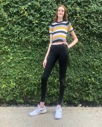 See what maci currin (macicurrin) has discovered on pinterest, the world's biggest collection of ideas. Maci Currin Has The Longest Legs In The World Maraaz