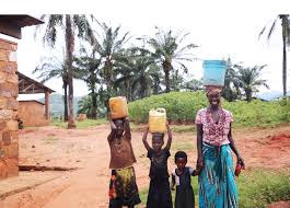 Unicef works in some of the world's toughest places to save children's lives. Gucci Chime For Change Partner With Beyonce Unicef For Charity Project Wwd