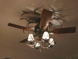 In this article, we have reviewed the 12 best remote controlled ceiling fans with lights on the market. Rustic Ceiling Fans With Lights For Log Cabins Strangetowne Rustic Ceiling Fans With Lights And Lights For Cabin