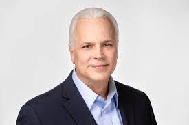 Larry Stotts's Instagram, Twitter & Facebook