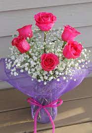 Valentine S Day Half Dozen Rose Arrangement Valentine Flower Arrangements Flower Arrangements Modern Flower Arrangements