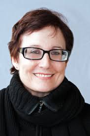 Linda Simonton's Instagram, Twitter & Facebook