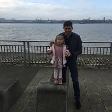 Daughter of english soccer player steven gerrard and model alex curran. Photo Liverpool S Steven Gerrard Enjoys Lovely Walk Along River Mersey