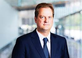 Finance officer job description guide. Elmar Hiltner Partner Corporate Finance
