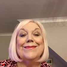 What outfit should I choose?