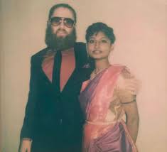 13 Indian Couples Who Met Online And Will Make You Believe In Love Again 13 indian couples who met online and