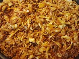 Schmorkohl Nach Omis Rezept Fur Alle Die Gerne Kohlrouladen Essen Aber Den Kohl Lieber Mogen Als Die Hackfleischfullu Schmorkohl Rezepte Einfache Gerichte