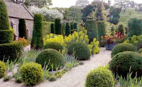 Hanham Court Near Bristol In South West England Landscape Design By Julian And Isabel Bannerman Modern Landscape Design Landscape Plans Landscape Design