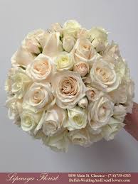 Buffalo wedding florist/plant place & flower basket is a floral business based in buffalo, new york. Buffalo Wedding Event Flowers By Lipinoga Florist A Blog Of Local Weddings Special Events