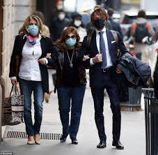 Non voglio essere scambiata con. Gucci Black Widow Who Had Her Fashion House Boss Former Husband Murdered Is Seen In Milan T Gate