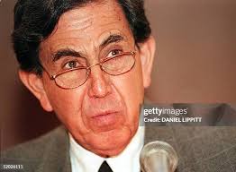 Cuauhtemoc Cardenas, mayor of Mexico City, addresses the Chicago... News  Photo