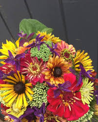 The entrance was placed on the residence's side, through a gateway, rather than on 68th street. Posies In Jam Jar And Flower Bouquets
