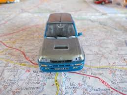 Image result for Gris 1982 Renault