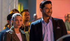 Taylor kinney, lauren german on 'chicago fire' set. Lucifer Cast Who Is Lauren German Meet The Chloe Decker Star Tv Radio Showbiz Tv Express Co Uk