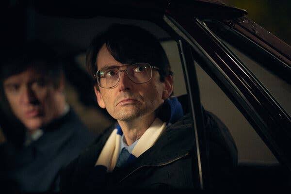 Des' Review: Depravity, Brought to You by David Tennant - The New York Times