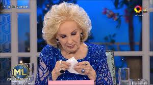 Almorzando con mirtha legrand debuta en ese canal. Otra Vez Dieron Por Muerta A Mirtha Legrand Y Fue Tendencia En Twiter Sol 91 5