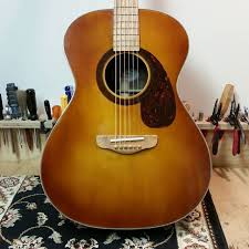 Simply browse an extensive selection of the best. Pin Auf Bright Guitars Acoustic Guitars