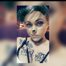 Carla Mcleod's Instagram, Twitter & Facebook