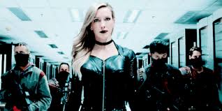 Dinah Lance Birds Of Prey Gif Https Encrypted Tbn0 Gstatic Com Images Q Tbn 3aand9gcttuchufof Jqf9ylsvcysovq9zmyqh5oekia Usqp Cau